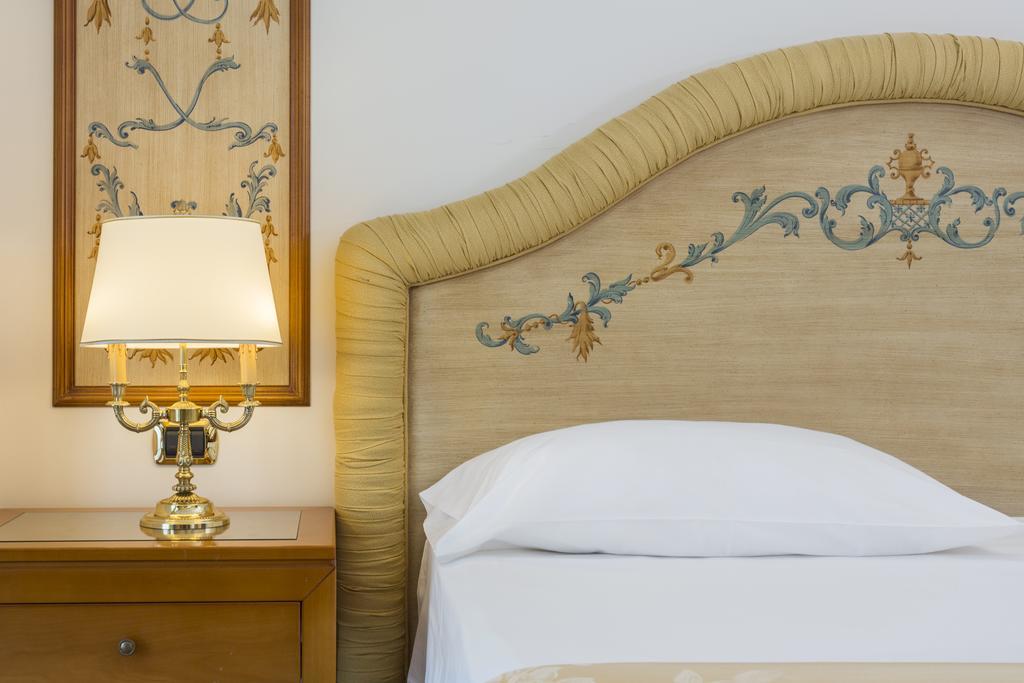 Hotel Ashley 라메지아 테르메 외부 사진